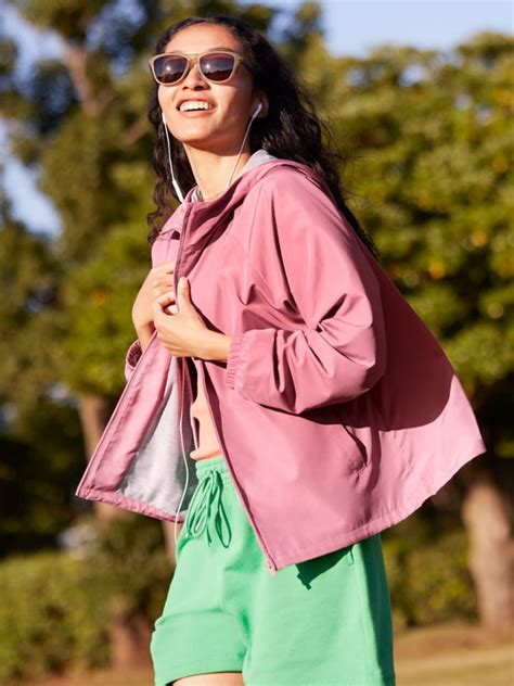 Women's Sports Utility Wear .